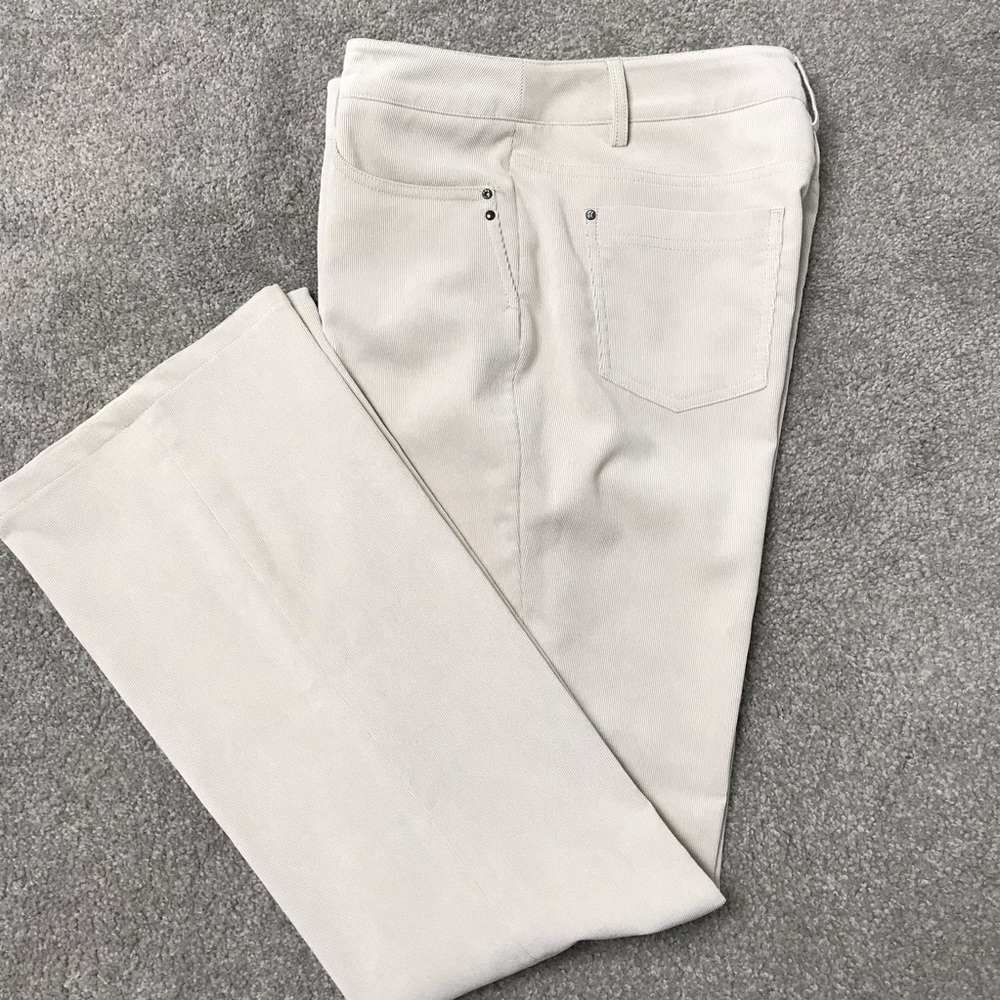 Conrad C Collection soft corduroy slacks size 8.